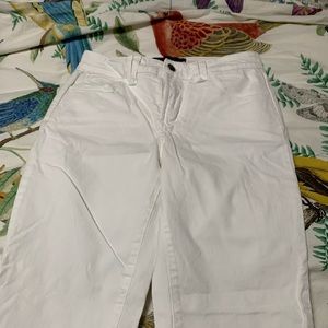 Beautiful white NYDJ jeans